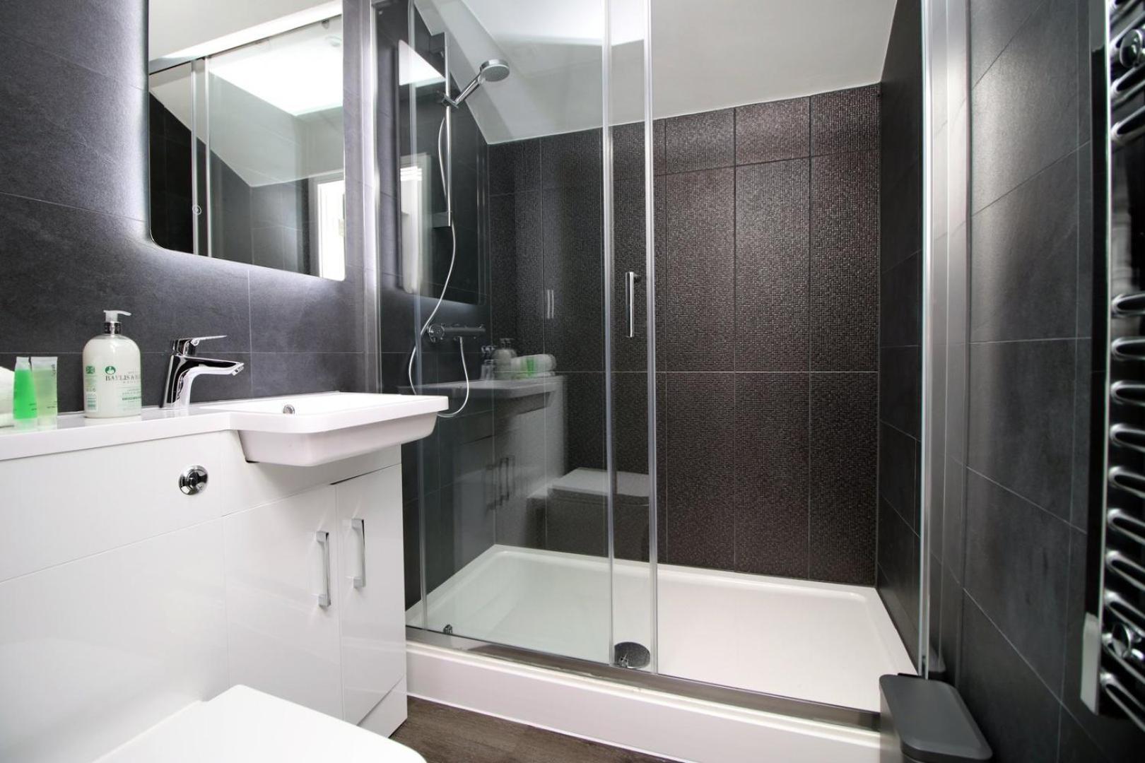 Boutique One Bedroom Apartment Cardiff Exterior photo