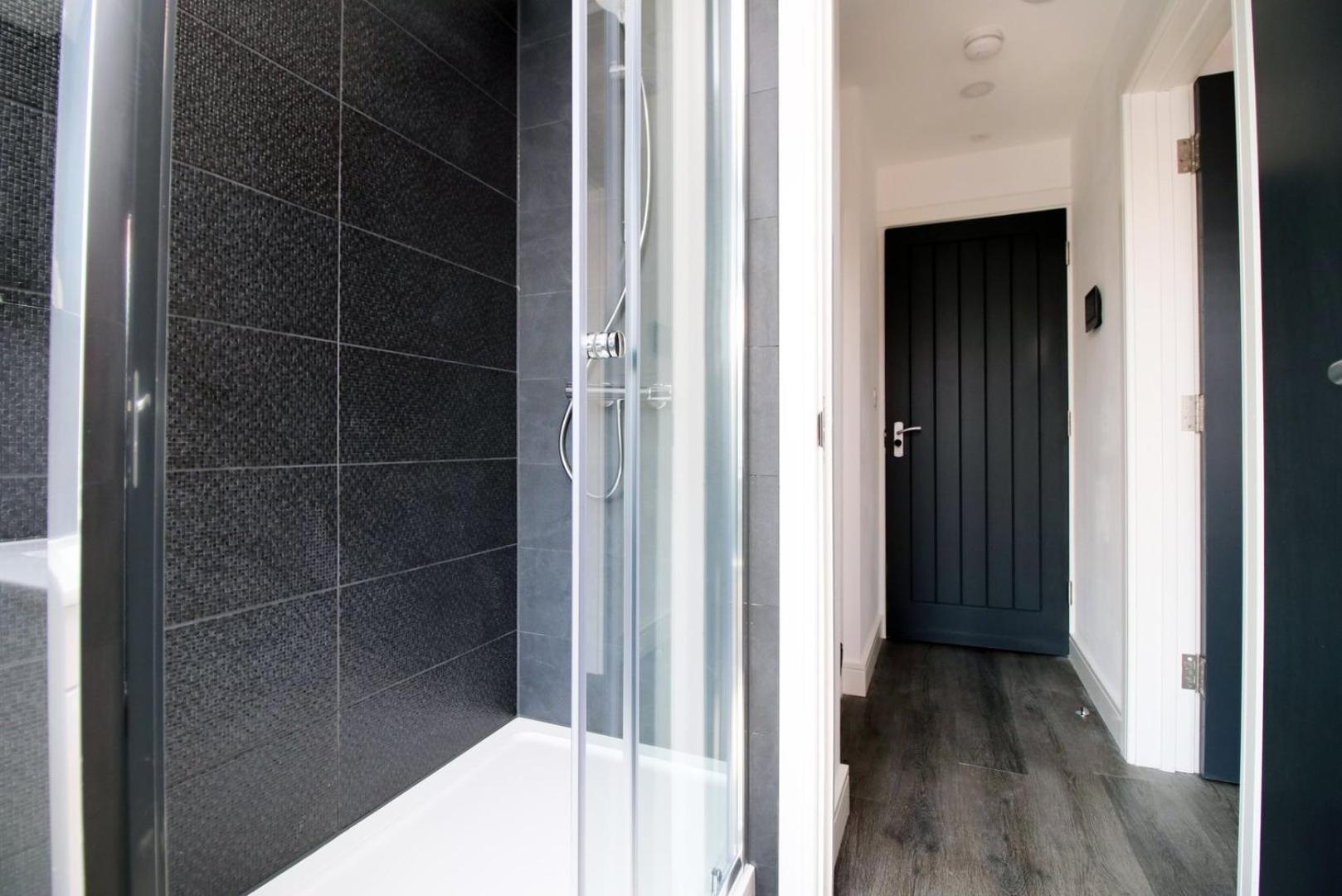 Boutique One Bedroom Apartment Cardiff Exterior photo